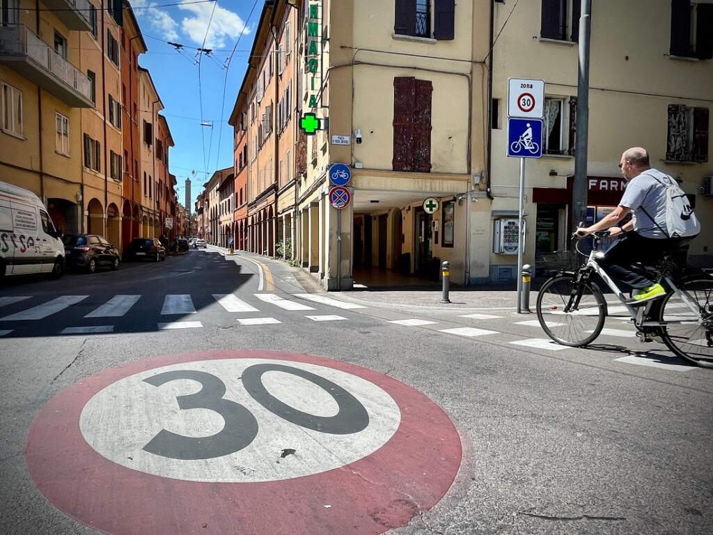 bologna città 30 km/h - Tangenziale delle Biciclette di Bologna