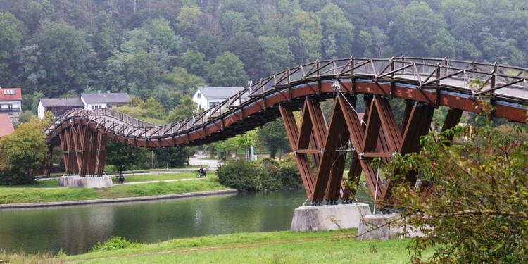 ciclablie del meno - ponte Tatzelwurm
