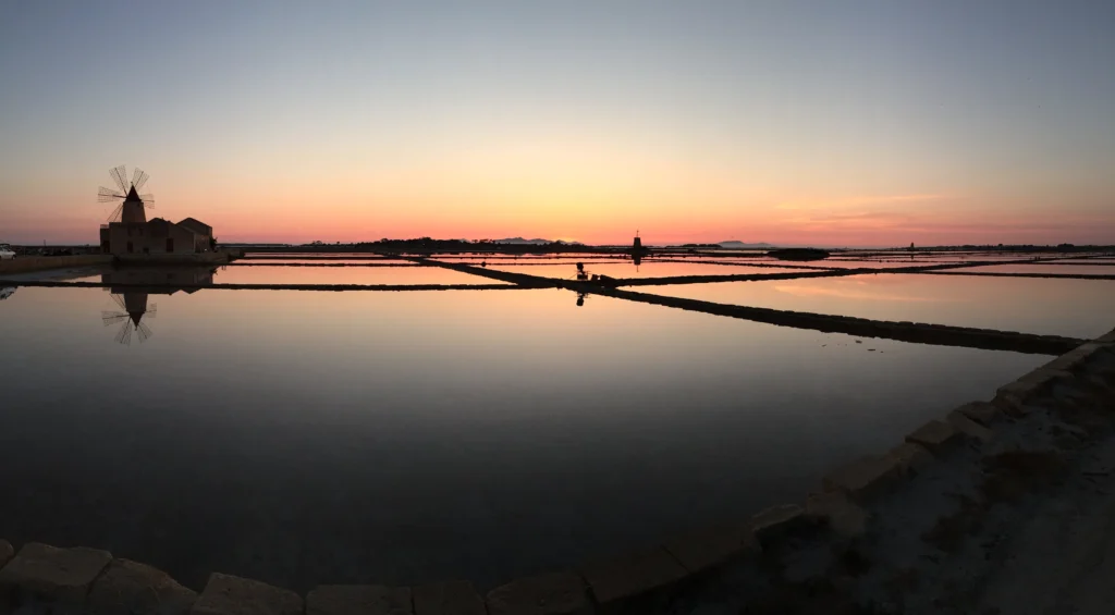 Via dei Tramonti - saline di trapani
