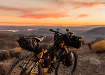 bikepacking tramonto - gadget tech