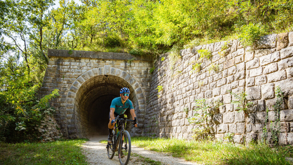 NOVA Eroica Istria Copyright: © 2025 STUDIO11